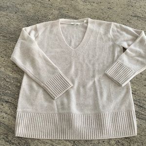 Vince V Neck Sweater NWOT